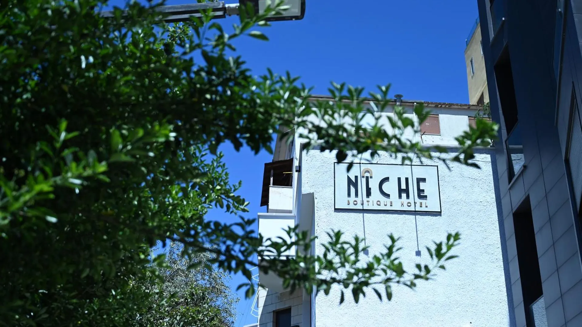 Niche Boutique Hotel Tirana 4*,